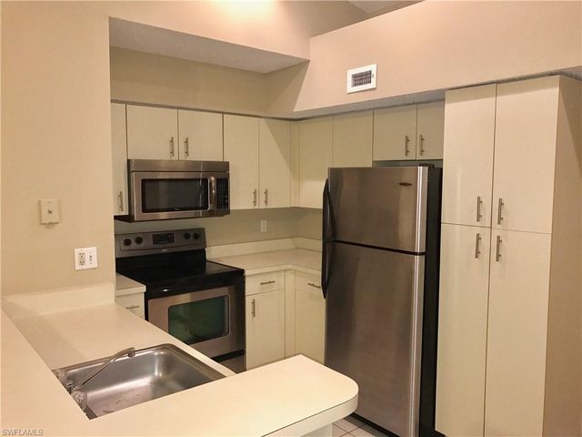 13555 Eagle Ridge DR 936, Fort Myers, FL 33912