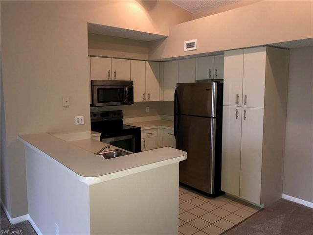 13555 Eagle Ridge DR 936, Fort Myers, FL 33912