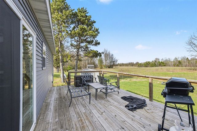 2346 W Madison Road, Hart, MI 49420