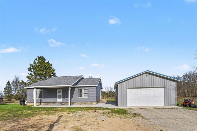 2346 W Madison Road, Hart, MI 49420