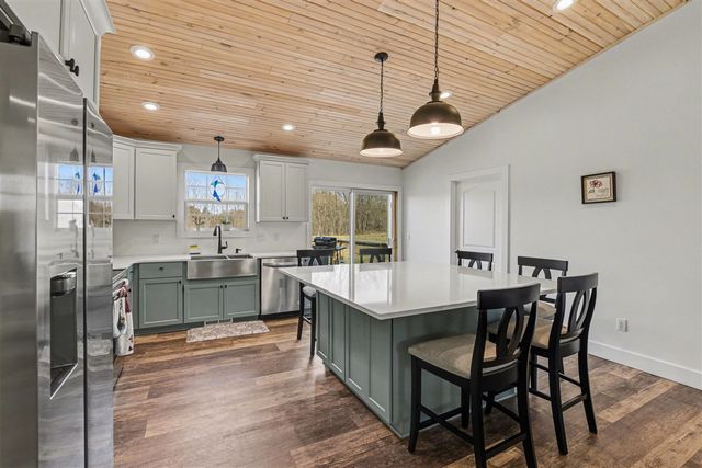 2346 W Madison Road, Hart, MI 49420