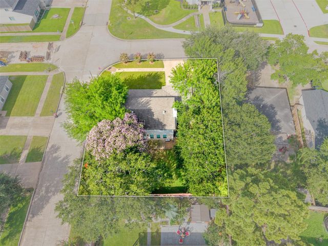 1902 Kings Arms Way, Katy, TX 77493