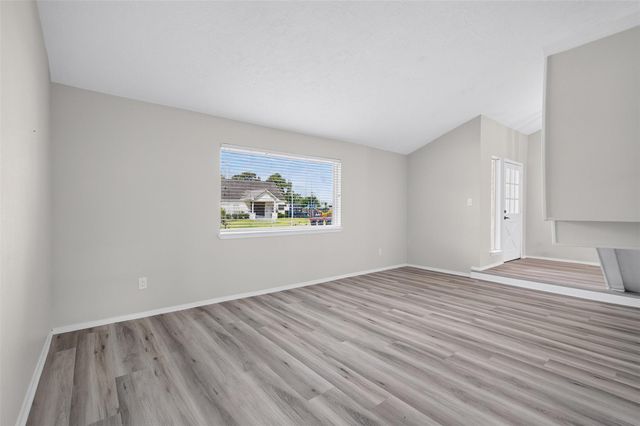 1902 Kings Arms Way, Katy, TX 77493