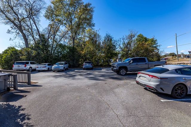 1621 Broad Street, Phenix City, AL 36867