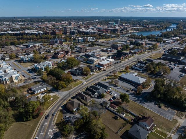 1621 Broad Street, Phenix City, AL 36867