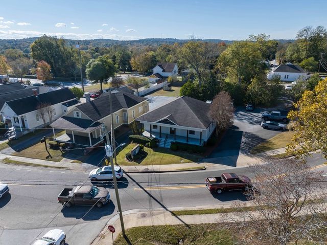 1621 Broad Street, Phenix City, AL 36867