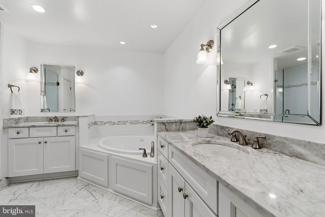 6302 LONG MEADOW RD, Mclean, VA 22101