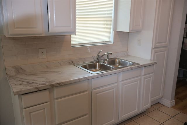 613 Francesca St, Corpus Christi, TX 78405