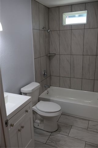 613 Francesca St, Corpus Christi, TX 78405