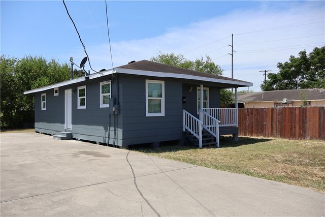 613 Francesca St, Corpus Christi, TX 78405