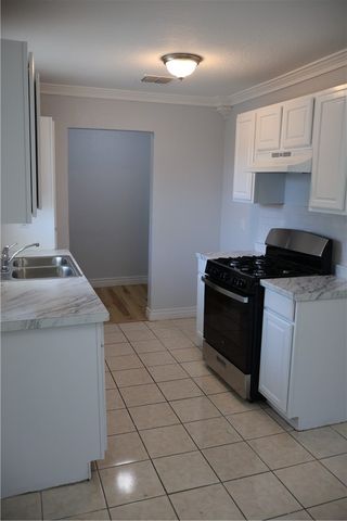 613 Francesca St, Corpus Christi, TX 78405