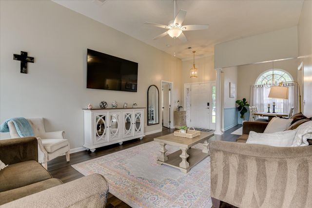 423 Grandiflora Circle, Aiken, SC 29803
