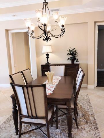 5242 PARISIENNE PLACE 201B30, Sarasota, FL 34238