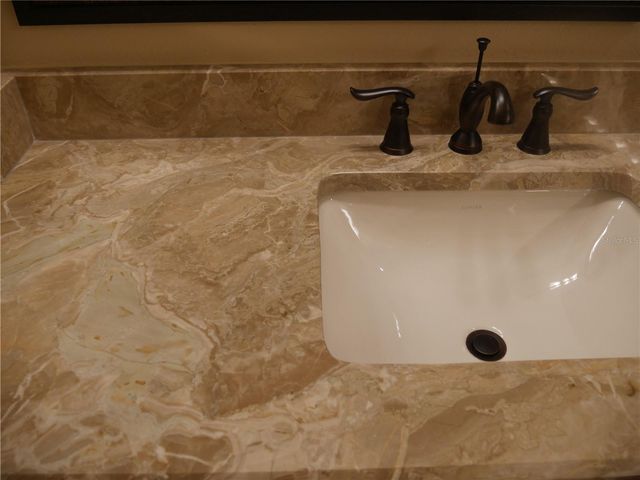 5242 PARISIENNE PLACE 201B30, Sarasota, FL 34238