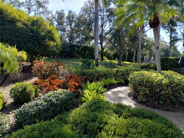 5242 PARISIENNE PLACE 201B30, Sarasota, FL 34238