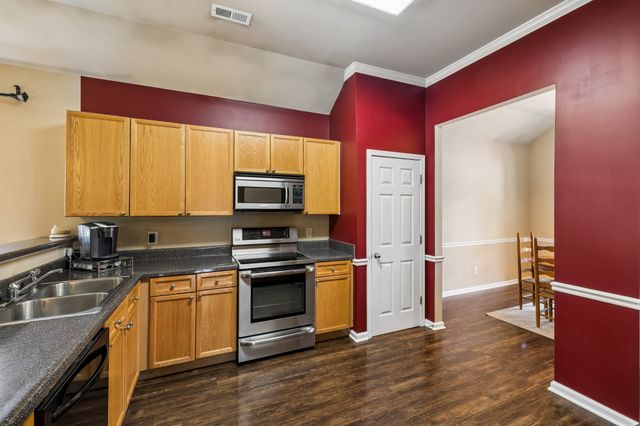 1008 Riverspring Dr, Nashville, TN 37221