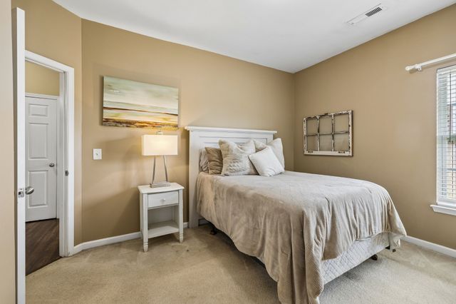 1008 Riverspring Dr, Nashville, TN 37221