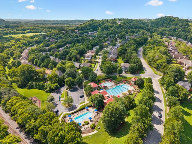 1008 Riverspring Dr, Nashville, TN 37221