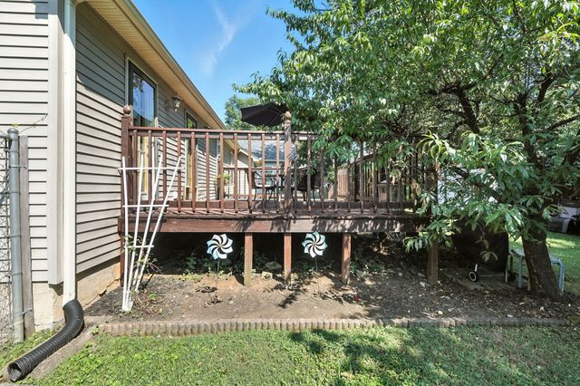 1121 Jacksons Valley Rd, Hermitage, TN 37076