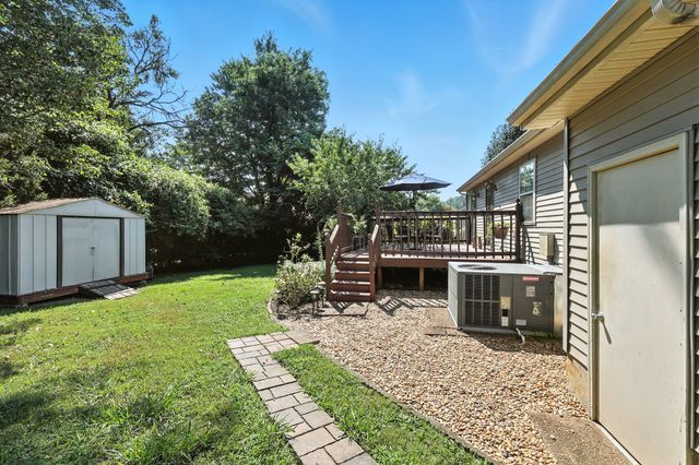 1121 Jacksons Valley Rd, Hermitage, TN 37076