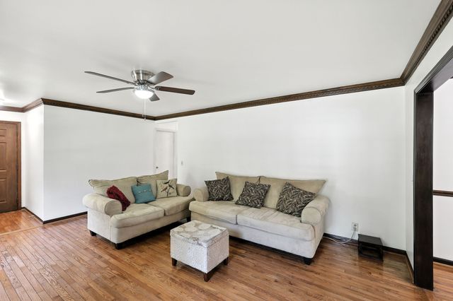 1121 Jacksons Valley Rd, Hermitage, TN 37076