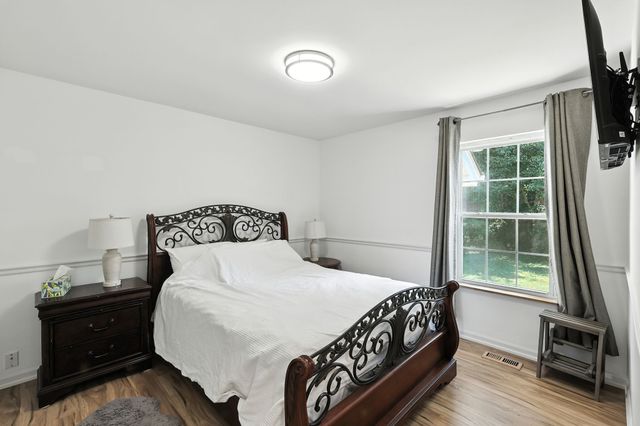 1121 Jacksons Valley Rd, Hermitage, TN 37076