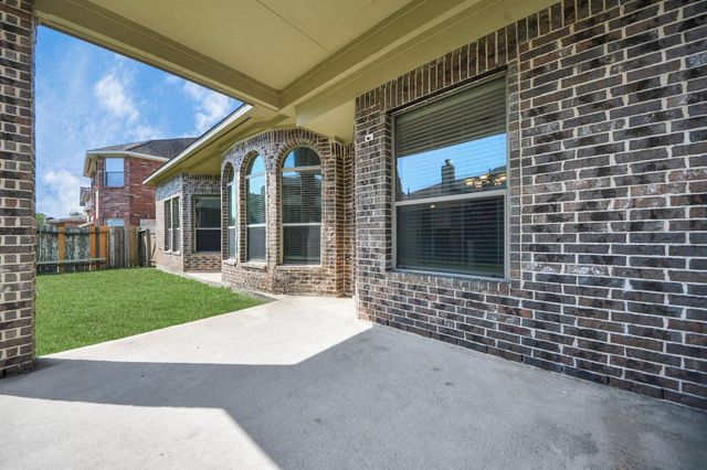 9427 Sapphire Bay Lane, Rosharon, TX 77583