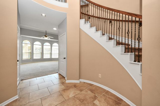9427 Sapphire Bay Lane, Rosharon, TX 77583