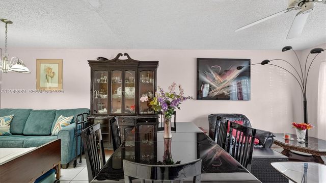 10413 NW 6th Street, Pembroke Pines, FL 33026