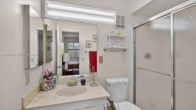 10413 NW 6th Street, Pembroke Pines, FL 33026