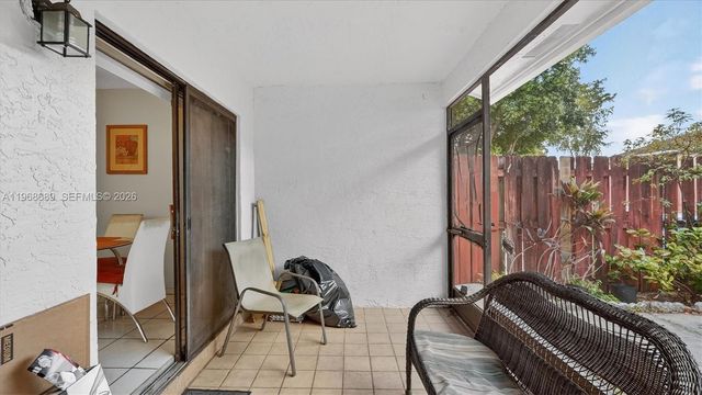 10413 NW 6th Street, Pembroke Pines, FL 33026