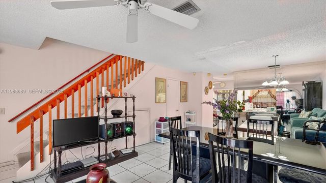 10413 NW 6th Street, Pembroke Pines, FL 33026