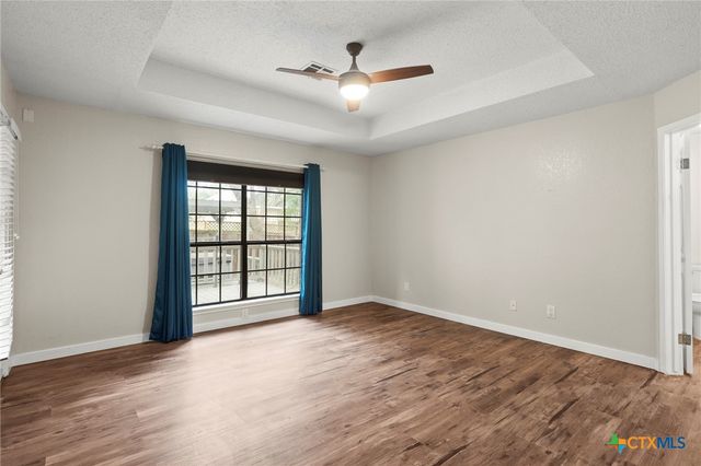 3020 Summit Drive, Belton, TX 76513