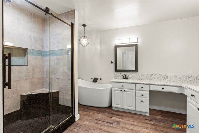 3020 Summit Drive, Belton, TX 76513
