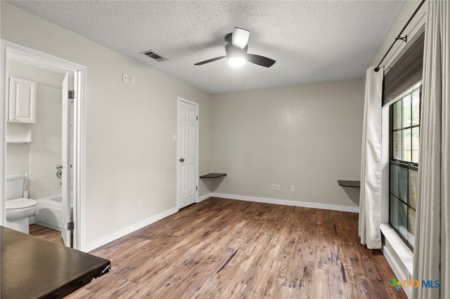 3020 Summit Drive, Belton, TX 76513