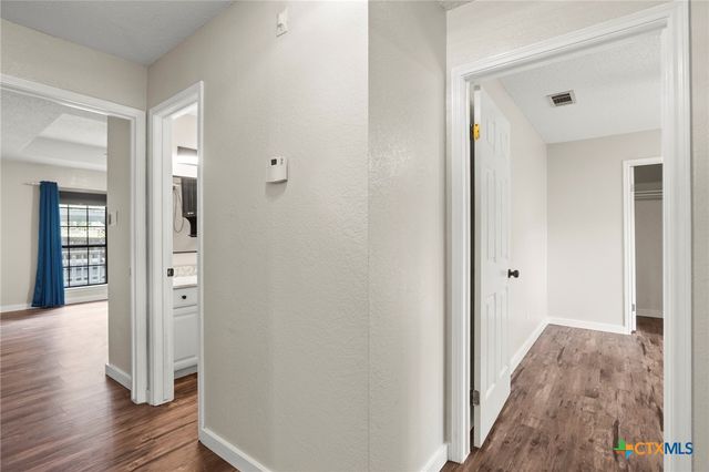 3020 Summit Drive, Belton, TX 76513