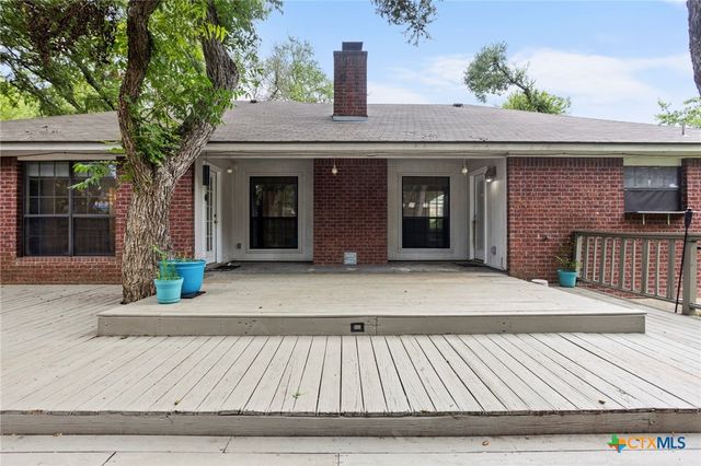 3020 Summit Drive, Belton, TX 76513