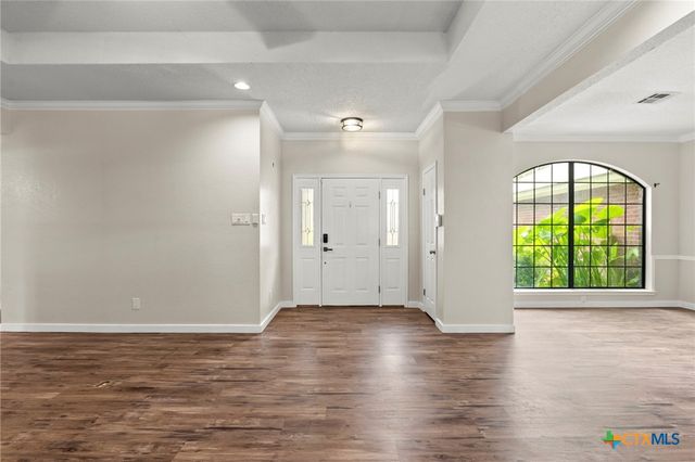 3020 Summit Drive, Belton, TX 76513