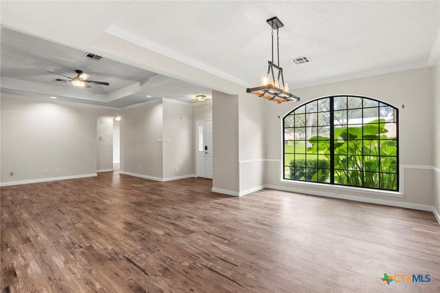 3020 Summit Drive, Belton, TX 76513