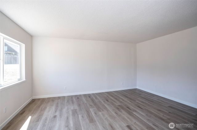 3574 S Crandall Lane, Tacoma, WA 98418