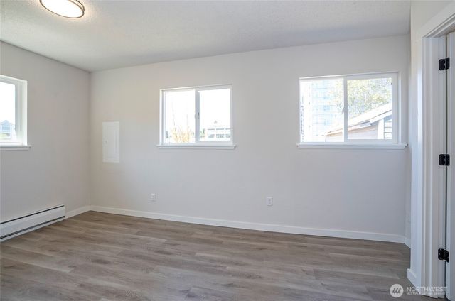 3574 S Crandall Lane, Tacoma, WA 98418