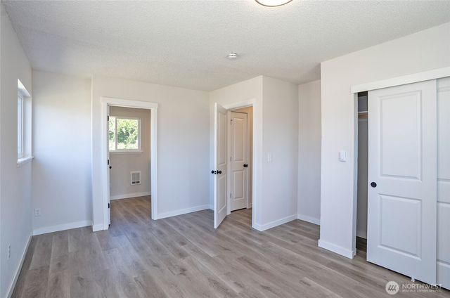 3574 S Crandall Lane, Tacoma, WA 98418