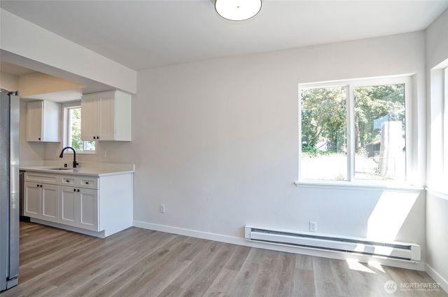 3574 S Crandall Lane, Tacoma, WA 98418