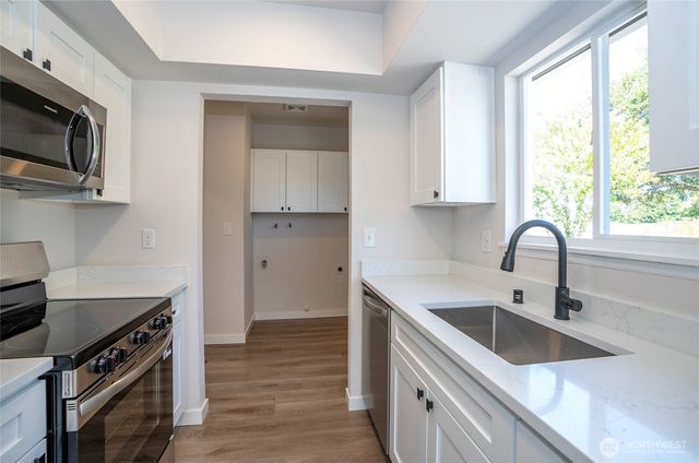 3574 S Crandall Lane, Tacoma, WA 98418