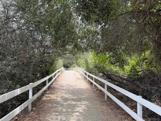 5837 Jeffries Ranch, Oceanside, CA 92057
