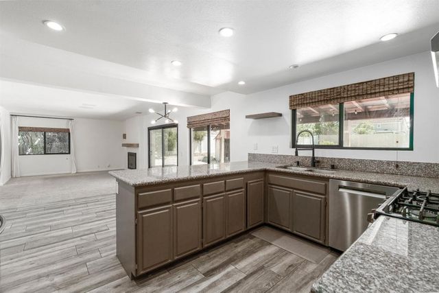 5837 Jeffries Ranch, Oceanside, CA 92057