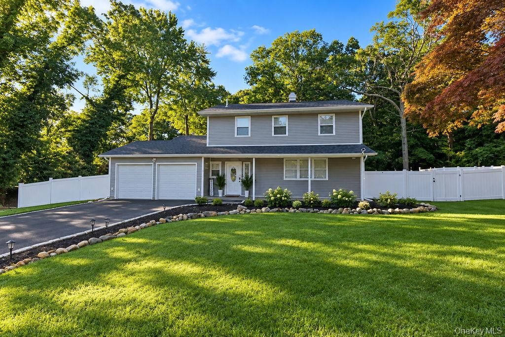 102 Patchogue Drive, Rocky Point, NY 11778 — photo 2