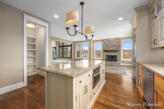 6450 Roma Terrace Drive NE, Ada, MI 49301