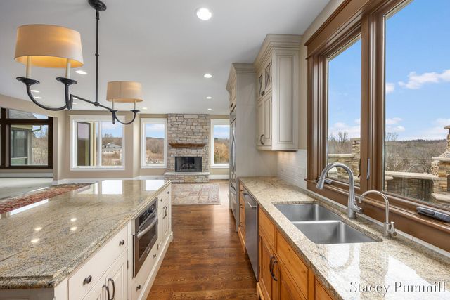 6450 Roma Terrace Drive NE, Ada, MI 49301