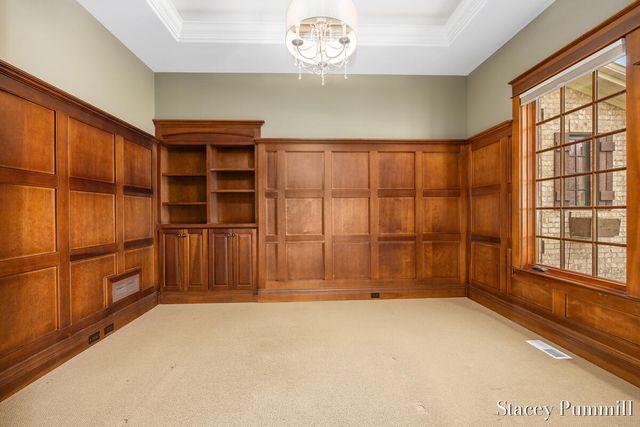 6450 Roma Terrace Drive NE, Ada, MI 49301